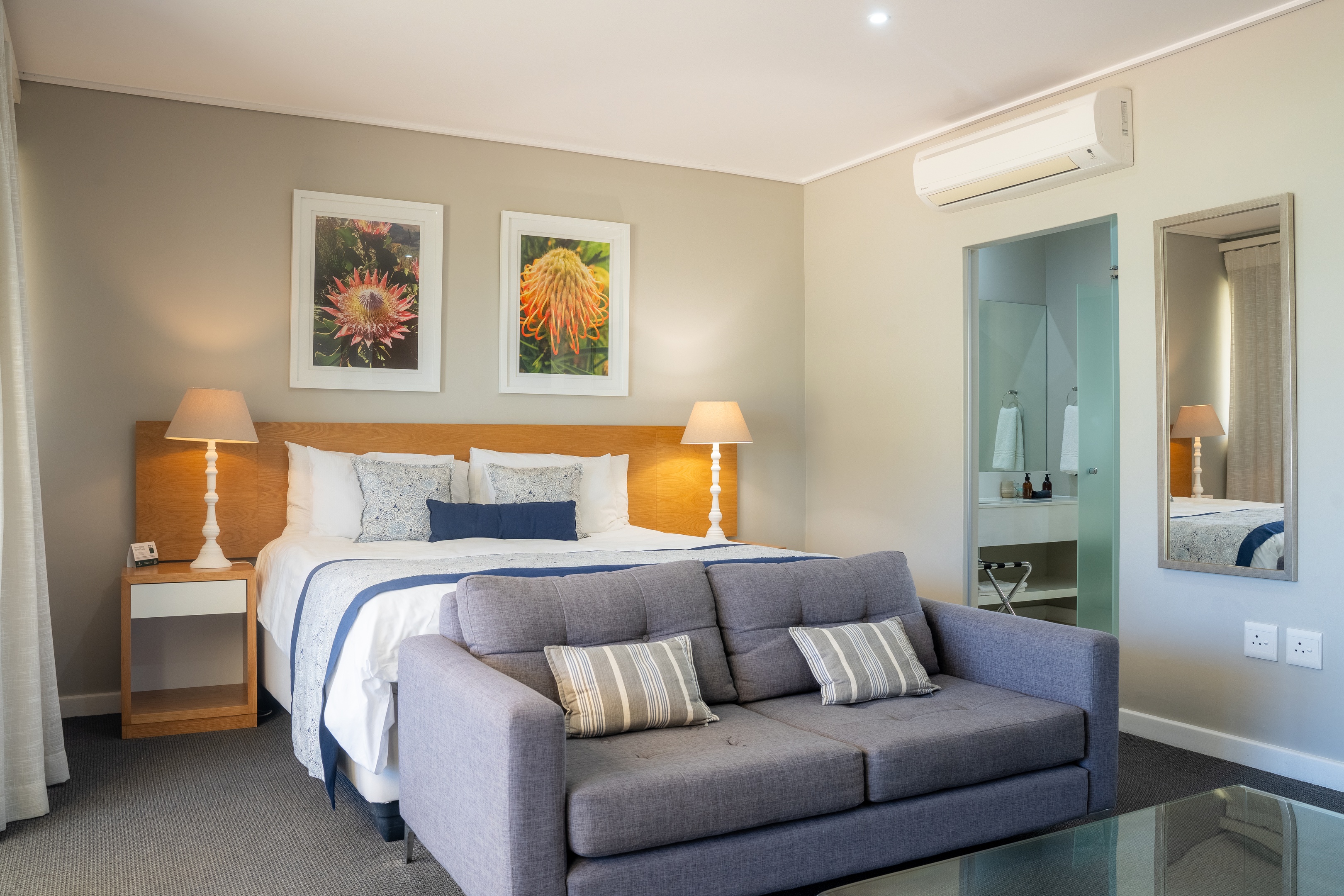 Private suite at Lion Sands Tinga Lodge