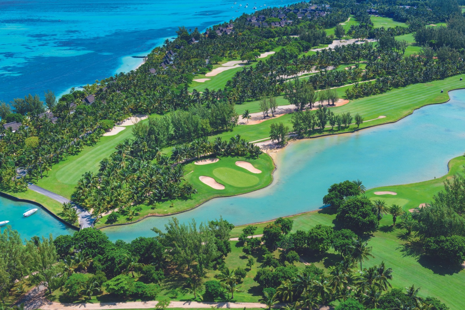 Leopard Creek Country Club Clubhouse